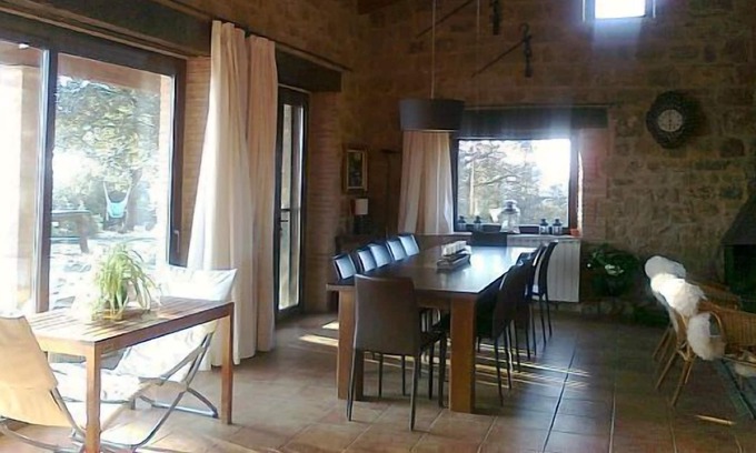 Lloberola Cottage | Self catering Masia Caseta de l'Estany for 15 people