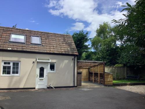 New Forest District House | Selfcatering Coach House New Forest Dog Friendly