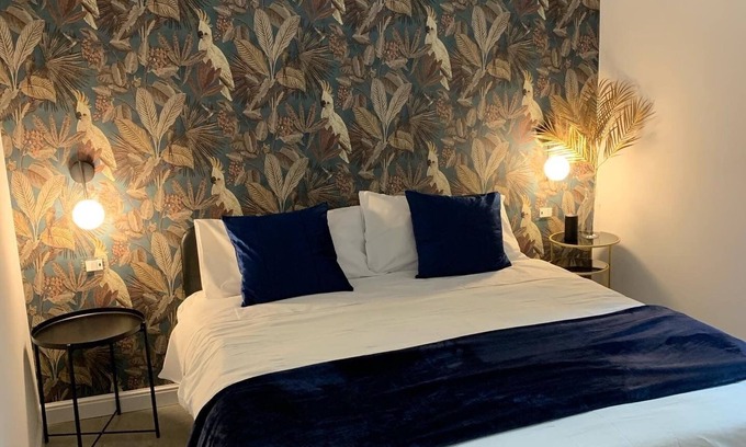 Naples City Centre Apartment | Sellaria4 Guest House