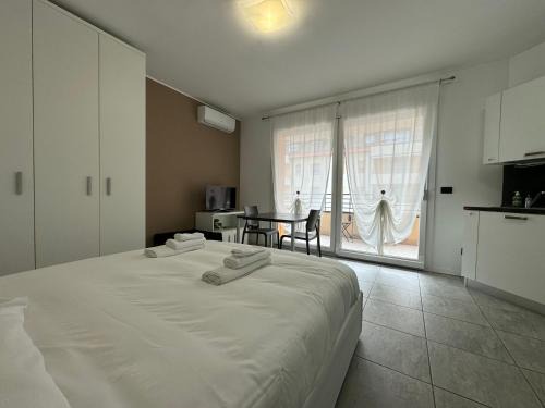 Pero Apartment | Sempione Rho Expo Stay - Affitti Brevi Italia