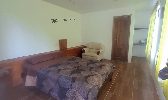 Mindo Cabin | Sendero de las aves