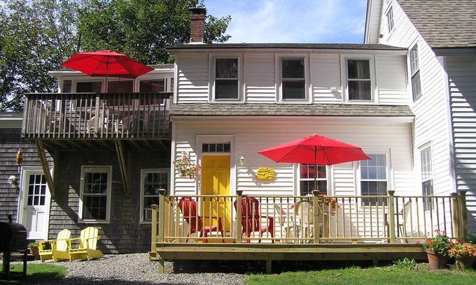 Rockland Apartment | Sensational Elegant Apt. in Historic 1862 Sea Captain's Home. Pets ok!