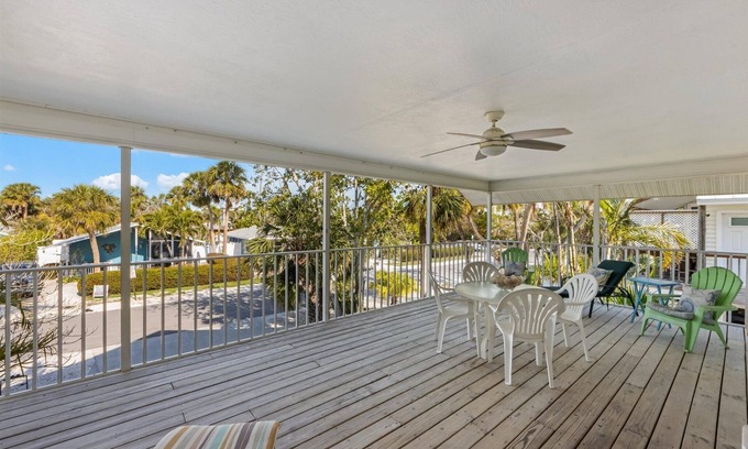 Anna Maria House | September Golf Cart Special