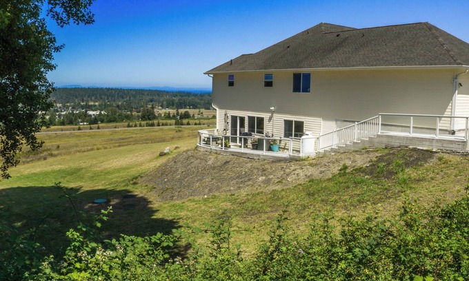 Highland Hills House | Sequim View Suite on Bell Hill - Strait Vista