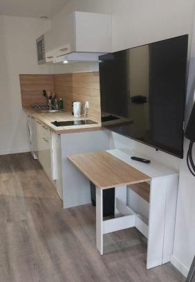 Saint-Etienne-du-Rouvray Apartment | SER5 studio avec WIFI et Parking à Saint-Etienne-Du-Rouvray
