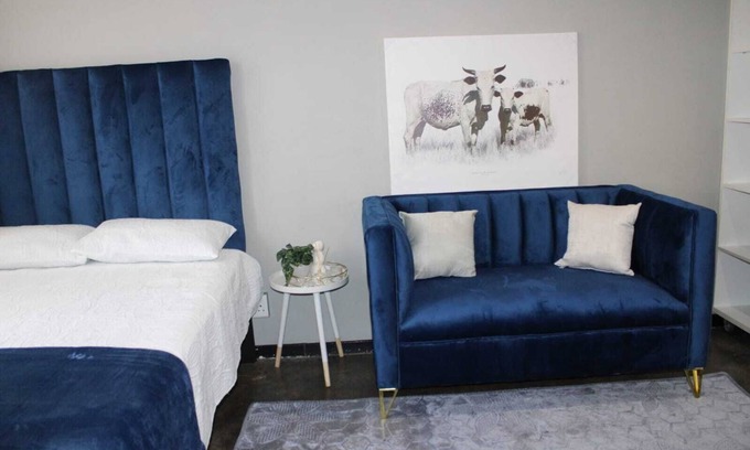 Downtown Johannesburg Apartment | Serene apartment with WiFi in vibrant Johannesburg