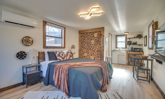 Gentry Apartment | Serene Arkansas Retreat w/ Fire Pits, Near Lakes!