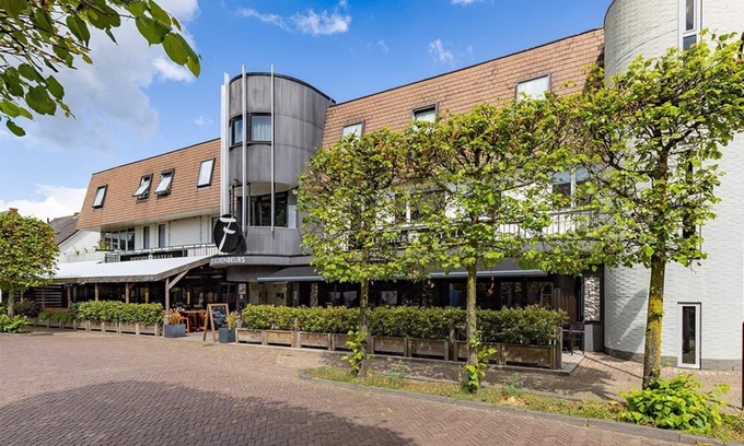 Made Hotel | Serene Escape w/Local Dining | Steps from National Park Adventures