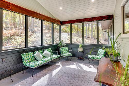 Parker Ford House | Serene Getaway with Trail Access in Chester Springs