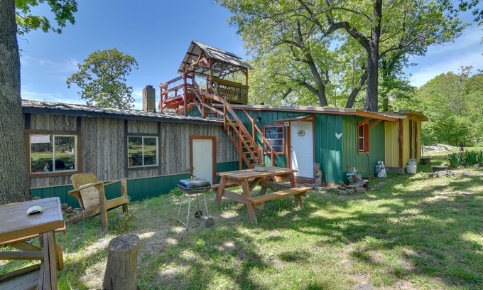 Carroll County House | Serene Green Forest Hideaway w/Spacious Yard