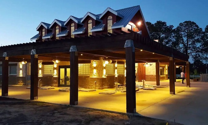 Highland Village House | Serene Home - Feels like a nice big tree house.