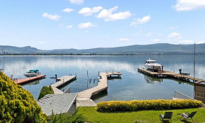 Central Okanagan House | Serene Lakefront Haven: 4BR, Hot Tub & Private Beach