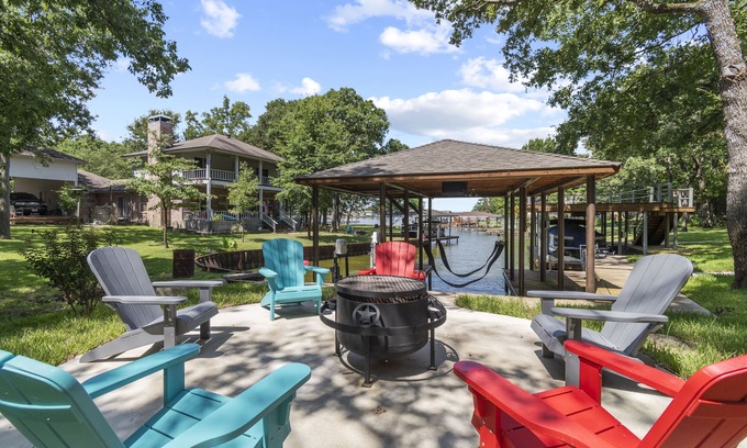 Carolyn Estates House | Serenity at Indian Harbor