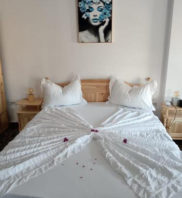 Saturn Apartment | Seven Apartament