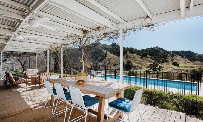 Yarrabin House | Seven Tree Hill An Enchanting Family Homestead