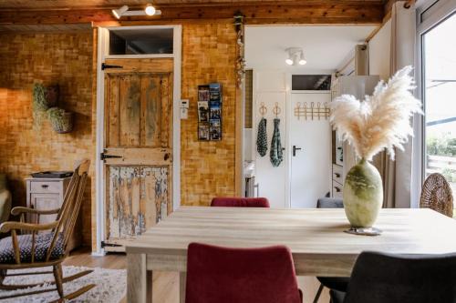 Baarland House | Sfeervolle bungalow op vakantiepark Baarland