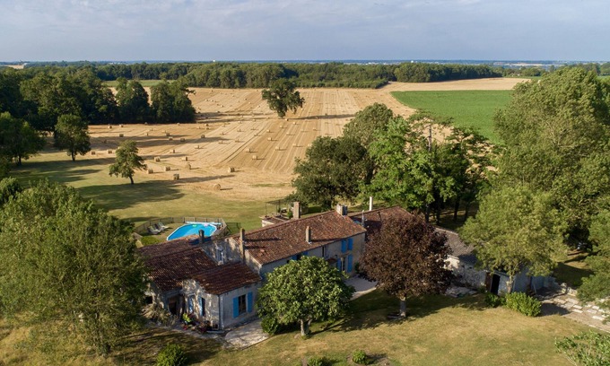 Chermignac House | SHABBY CHIC PARADISE “Huge house, gardens and pool. So much fun. Loved it”.