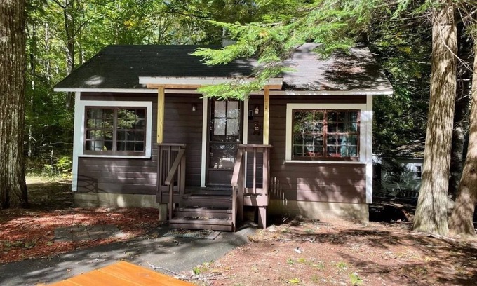 Holderness Cottage | Shaded Mama Bear Cottage on Squam Lake