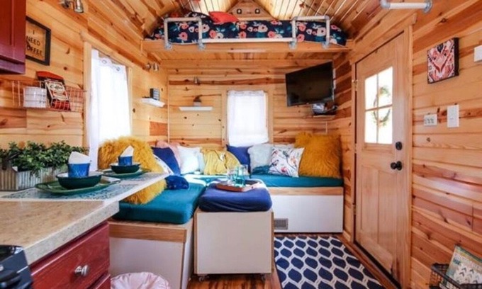 Independence House | Shady Beach Resort, Lake Sarah Darling Tiny Home