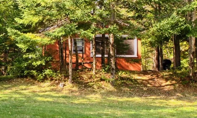 Murray Harbour Cottage | Shady Nook - 2 Bedroom Cottage Forest & Lake PEI Cottages