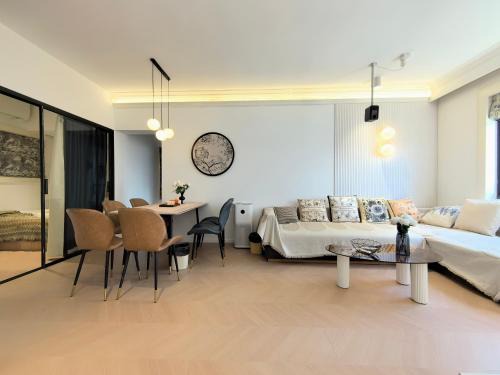 Jing'an Apartment | Shanghai Downtown Yi Du B&B - Near Jing'an Temple Subway 200 meters and shopping mall
