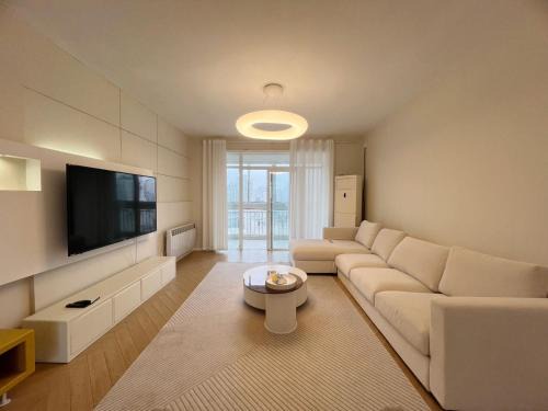 Changning Apartment | Shanghai Jing'an Temple Designer Boutique Large Four Rooms Apartment