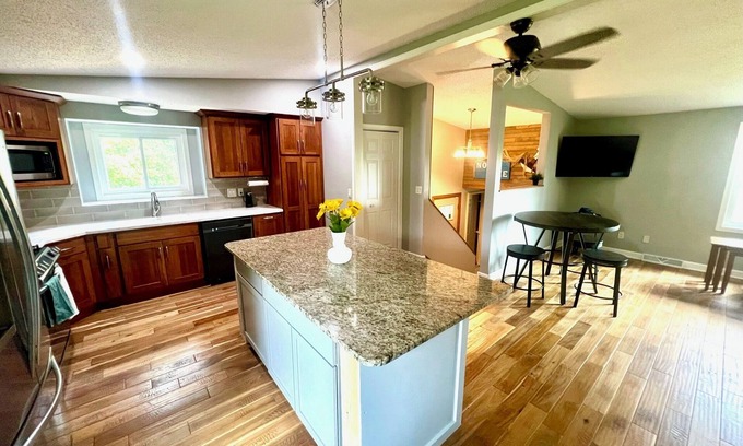 Zenda House | Shea Oaks; Linn Pier South