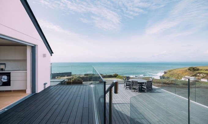 Mullion House | SHEARWATER, pet friendly, with pool in Mullion