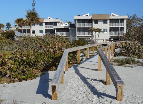 Sanibel Apartment | Shell Island Beach Club