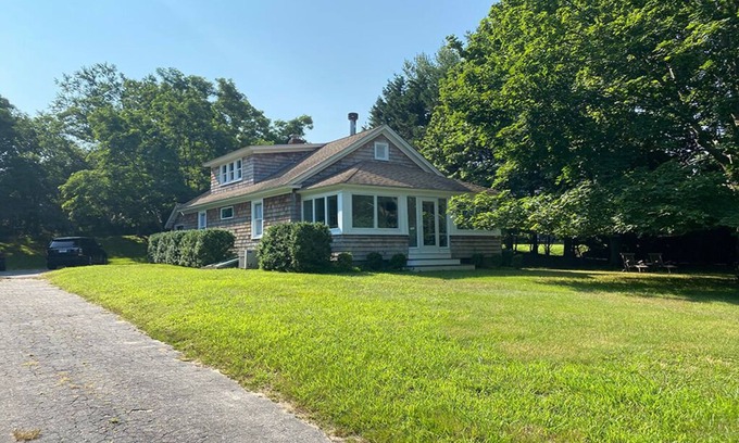 Menantic Creek House | SHELTER ISLAND GEM !