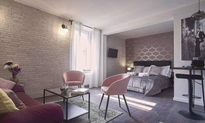 Bergamo Apartment | Shenkin by the Museum