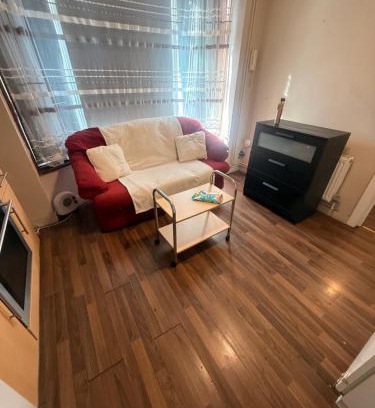 Shirley Apartment | Shirley Guest Flat 1