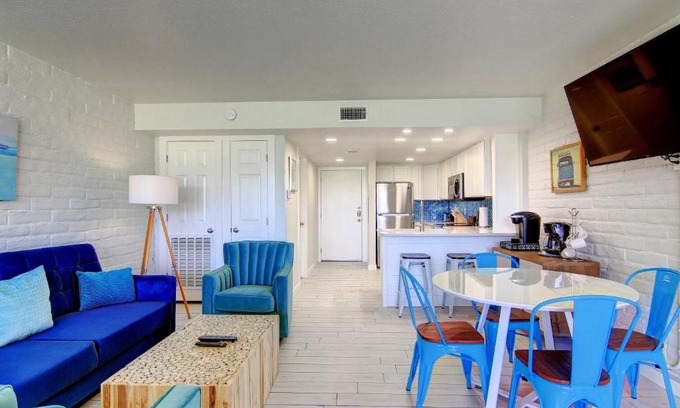 Port Aransas Apartment | Shore Thing