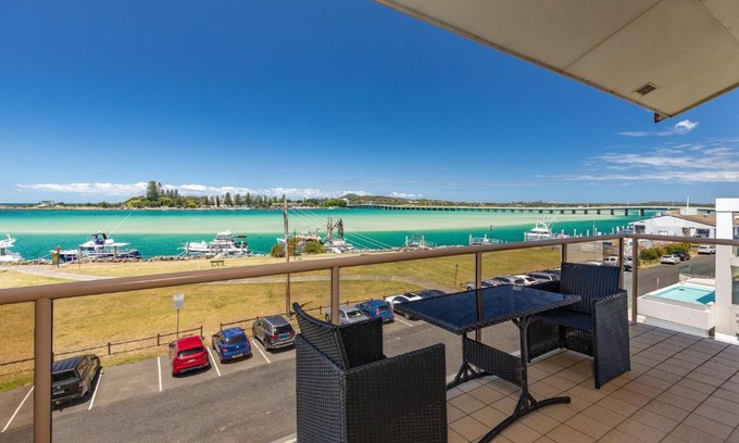 Tuncurry Apartment | Shoreline 7