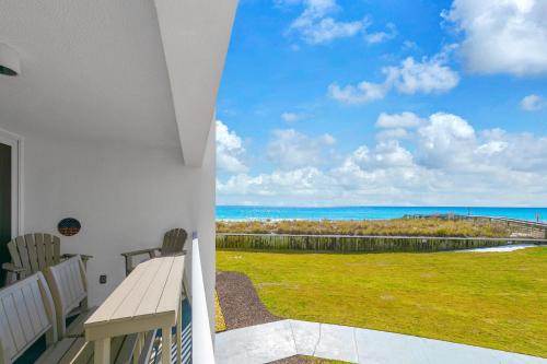 Holiday Isle House | Shoreline Towers 1023 Gulf view close beach access