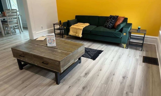 Victorian Village House | Short North – King Bed – Parking Free - Convention