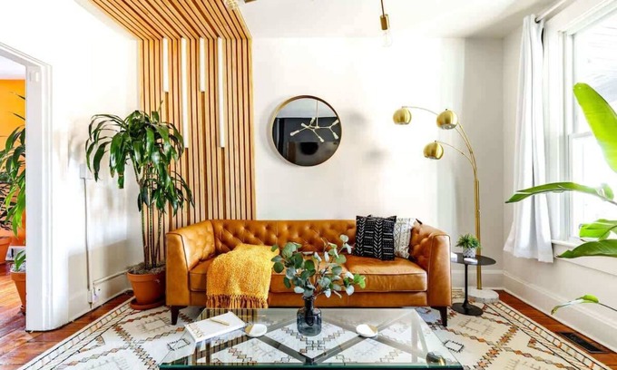 Italian Village House | Short North - Parking- King Bed - Convention