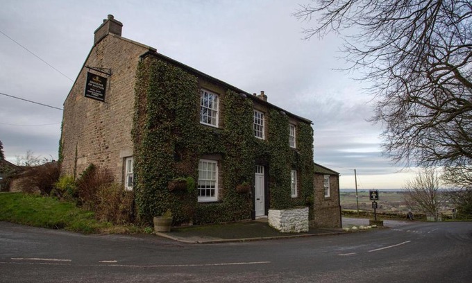 Kirby Hill Hotel | Shoulder of mutton