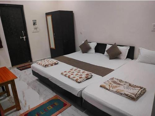 Ayodhya House | Shree Rameshwaram Guest House Near Ram Mandir Ayodhya Dham