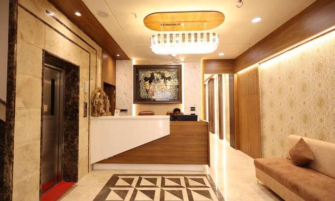 Vrindavan Hotel | SHRI HARIDAS KUNJ