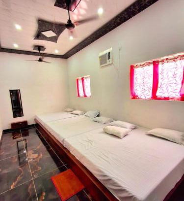 Mathura House | Shri mukut bihari agrawal dharamshala ,dholi pyau himmat pura tiraha mathura