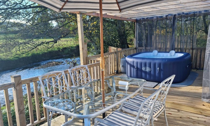 Oswestry Cabin | Shropshire - Riverside - Cabin - Sleeps 2 - HotTub