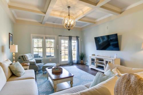 Ocean View House | Shuttle to Beach Ocean View Home with Patio