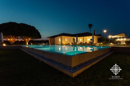Ispica Villa | Sicily Summer Breeze - Deluxe Villa with Pool