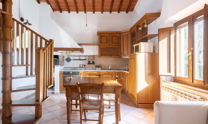 Siena Apartment | Siena Cozy Apartment with Private Garden!