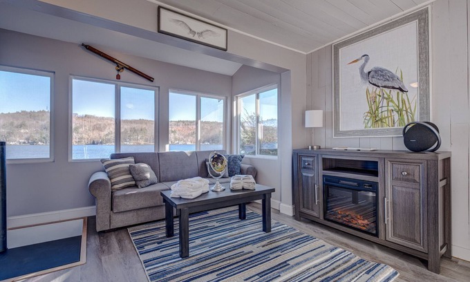 Alton Bay Condo | Siena/Naples 2 units Sleeps 8 with 2 Docks!