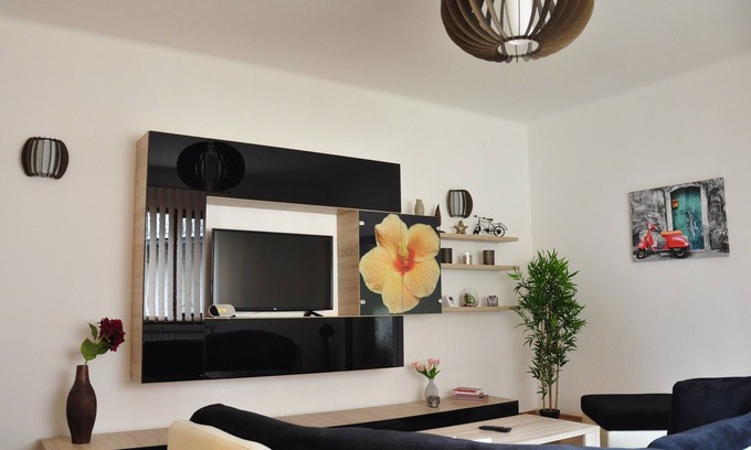 Brasov Apartment | Sierra - Old Town, Cozy