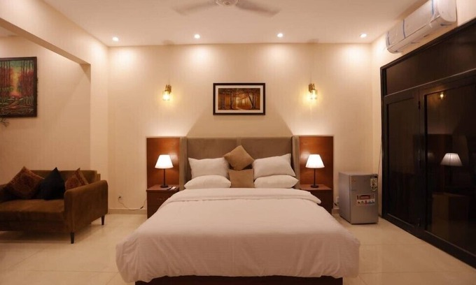 Clifton Hotel | Signature Boutique Hotel