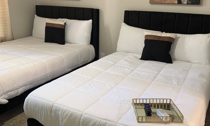 Huntsville Apartment | Silva Signature Suite-1st Floor near UAH w/Pool