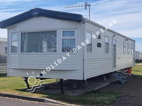 Selsey House | Silver 3 Bedroom on West Sands, Seal Bay Resort